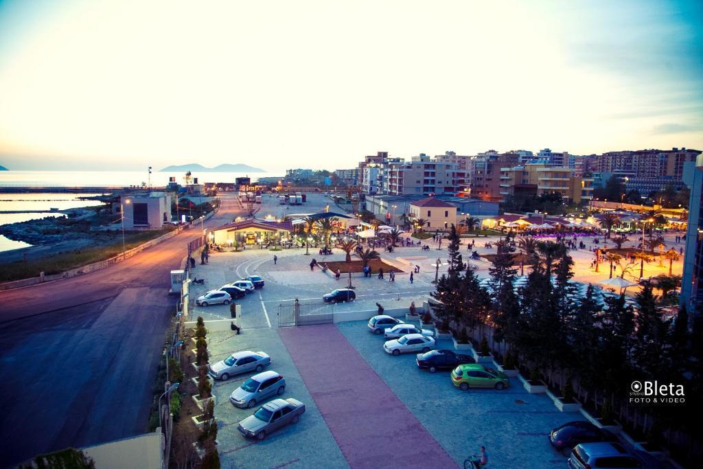 Hotel Bologna Vlorë Buitenkant foto