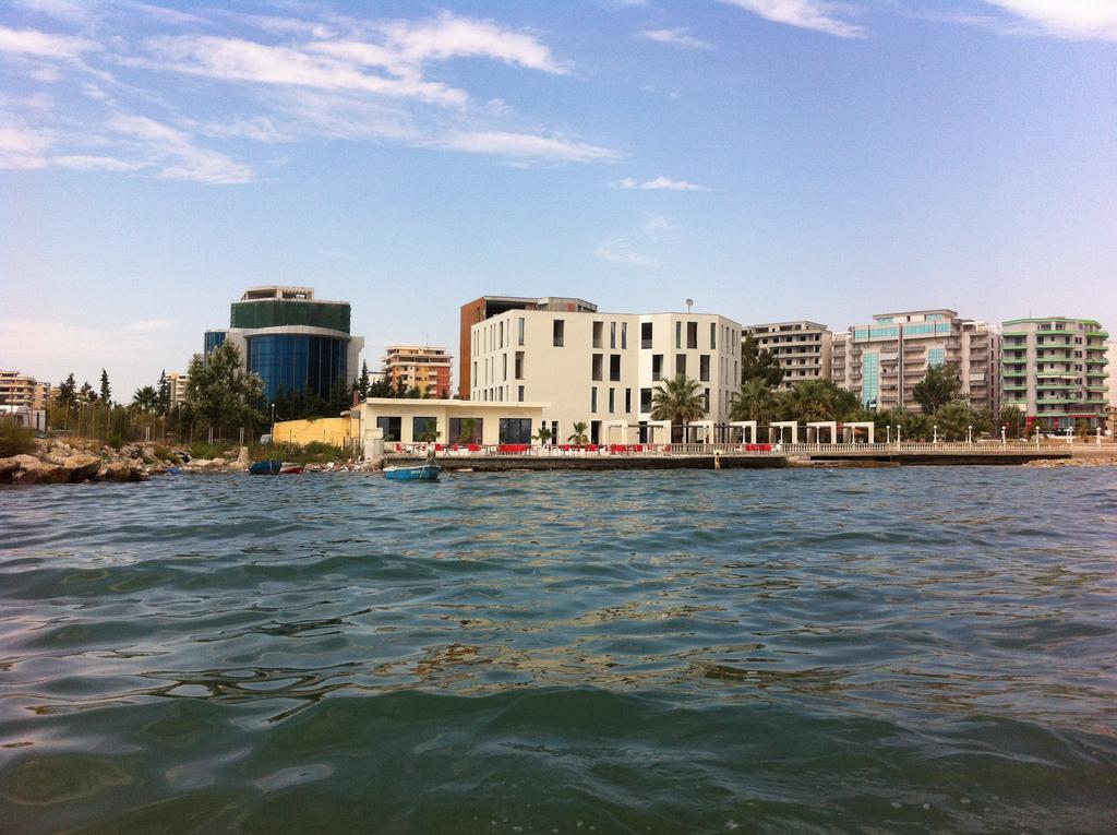 Hotel Bologna Vlorë Buitenkant foto